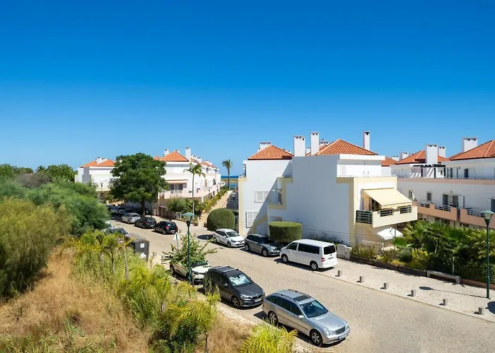 Fresh & Breezy Tavira