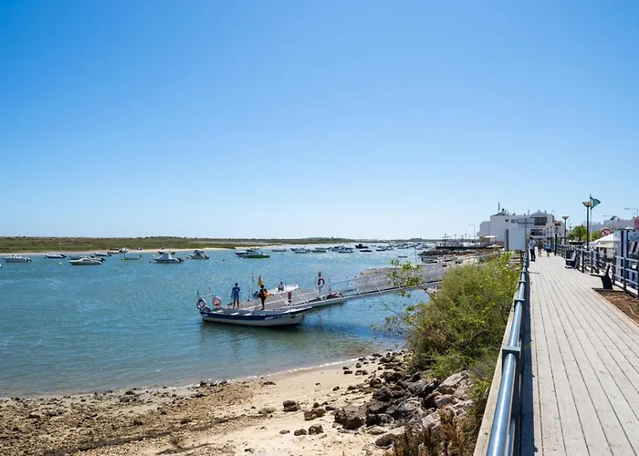 Fresh & Breezy Tavira アパート *